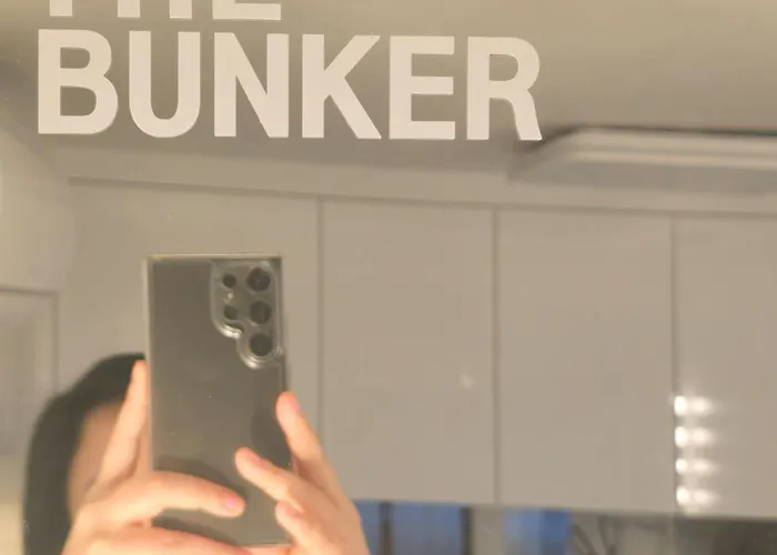 Apartment The Bunker, Yeonnam Hongdae *