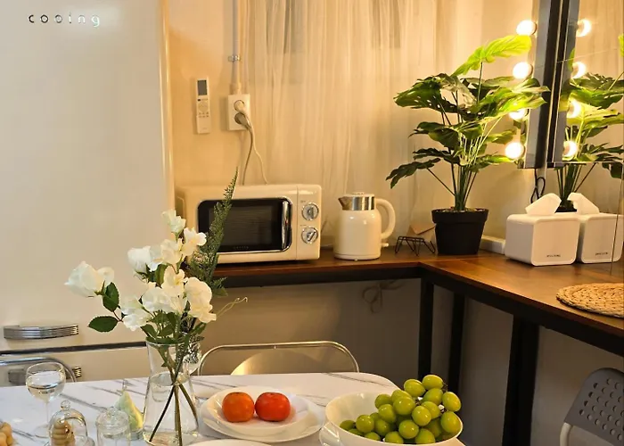 The Bunker, Yeonnam Hongdae Apartment *