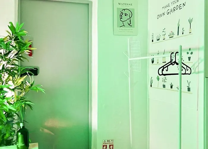 The Bunker, Yeonnam Hongdae Apartment